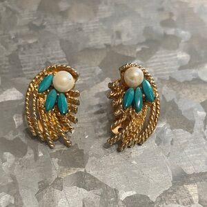 ART signed Gold-Tone Clip-On Earrings with Turquoise Marquise Stones and Pearl